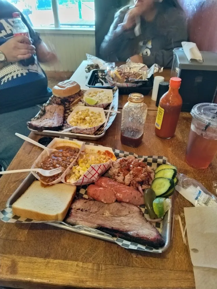 Three Meat Platter Pulled Pork Brisket and Pepper Jack Sausage Links